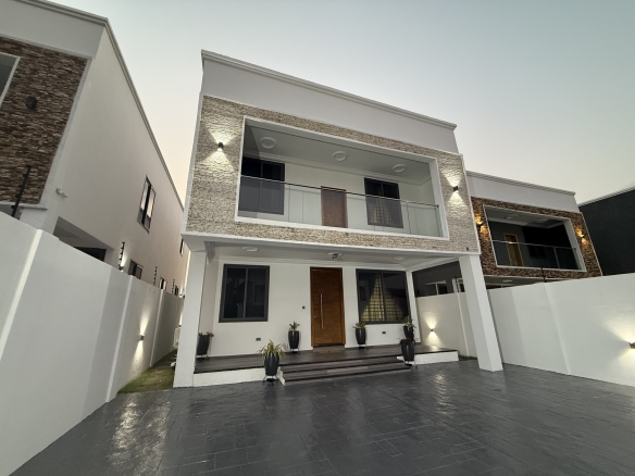 Large Luxury Villa
